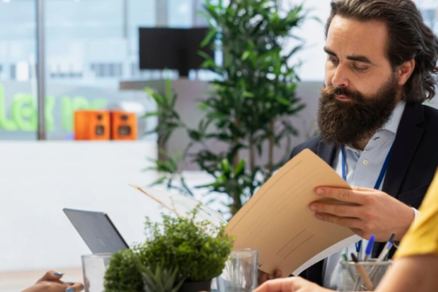 Businessman having coff in the office